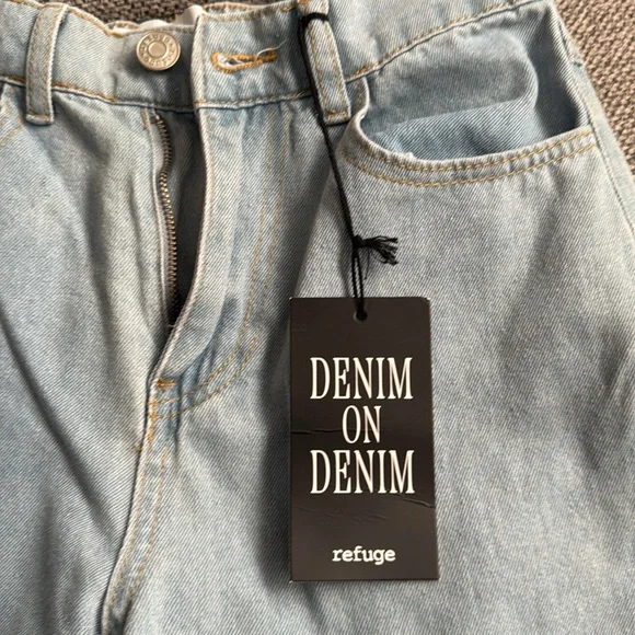 Women’s Cargo Pants - Picture 5 of 5